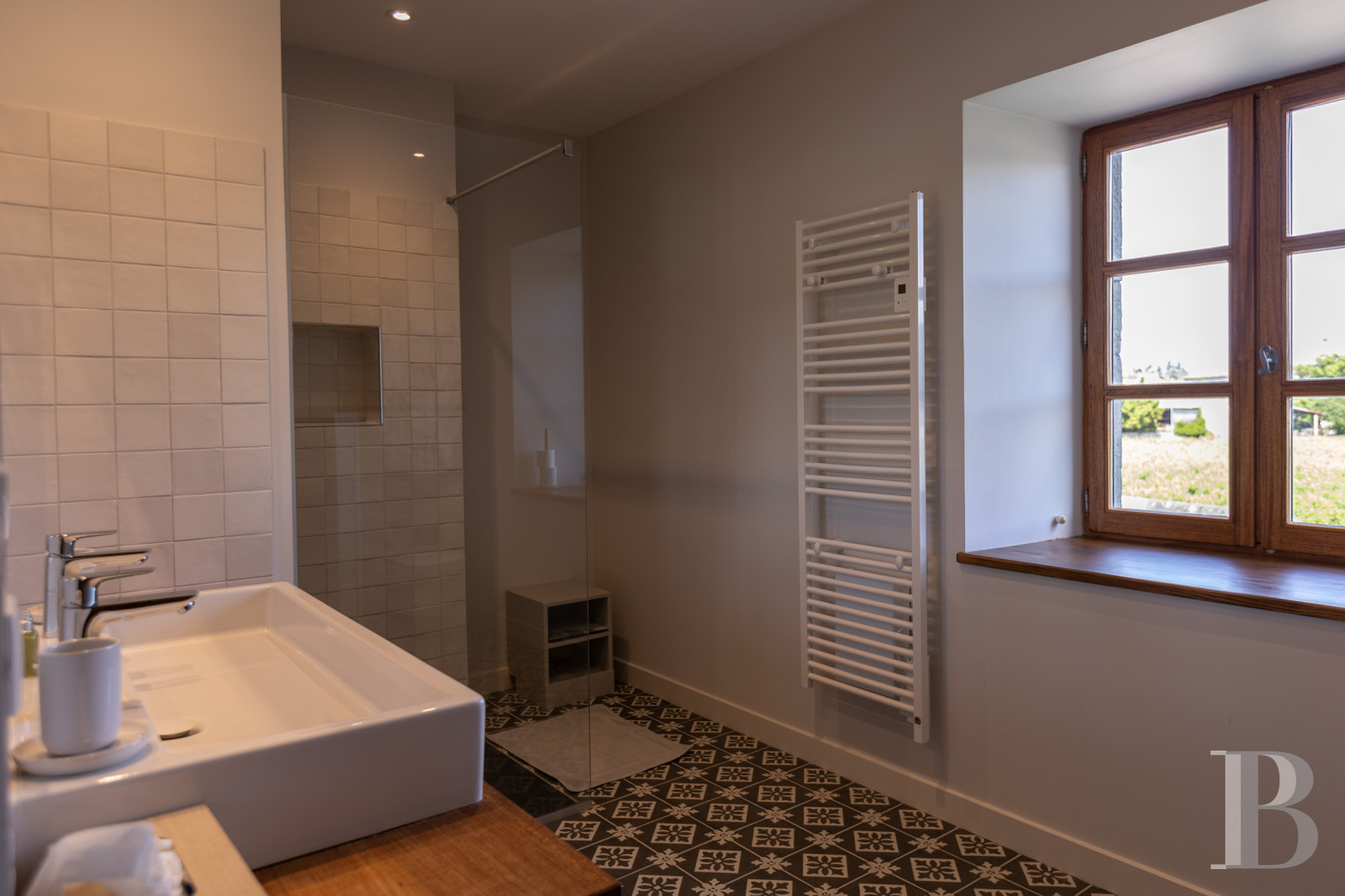 En Ardèche, à Saint-Alban-Auriolles, une ancienne ferme du 17e siècle à l’ombre d’un château - photo  n°19